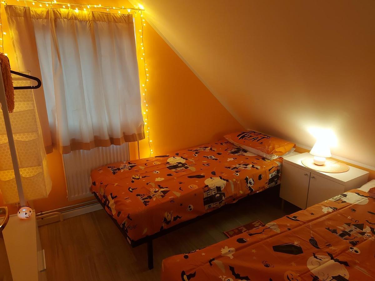 Ferienwohnung Cztery Pory Warmii Pluski Pokoje Do Wynajecia Exterior foto